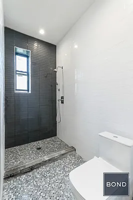 Rented by Bond New York | media 18