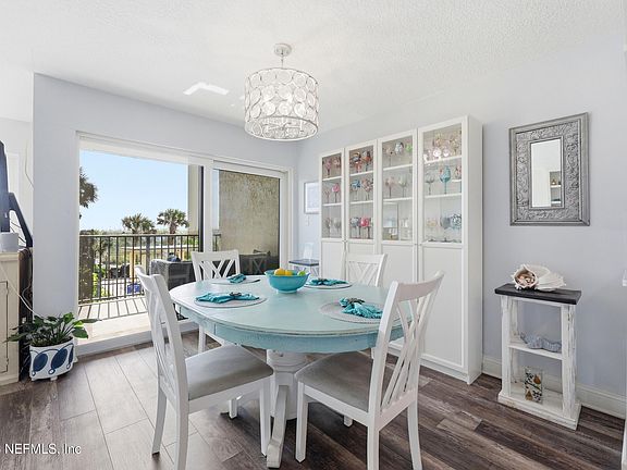 5th image of 411 1ST Street S #203