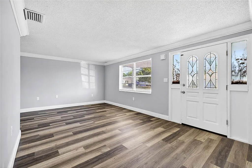 2 bed, 1.5 bath, 864 sqft, $1,395 — Photo 4