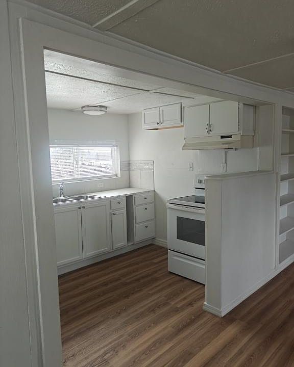 1st image of 35370 Devonshire Ct