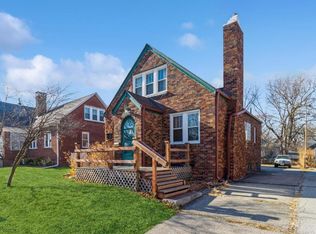 1546 29th St, Des Moines, IA 50311