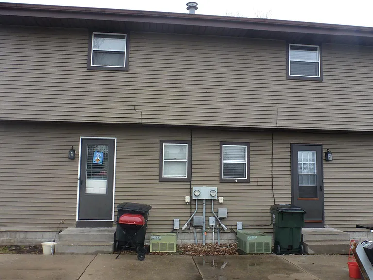 138 Marcella St — Photo 15