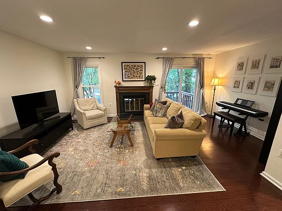 2nd image of 3805 Usher Ct