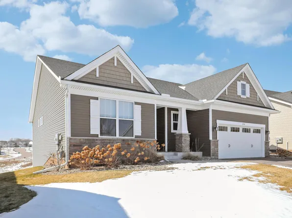 1216 Oak Tree Ct, Carver, MN 55315