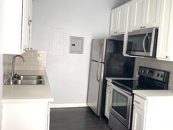 2nd image of 26 Alamitos Ave APT 102