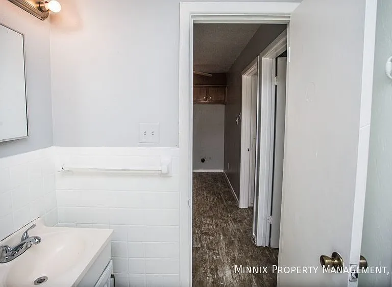 3104 Avenue N — Photo 12