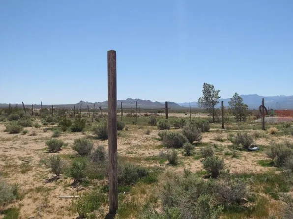 26202 Abelia St #114, Lucerne Valley, CA 92356