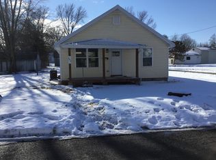 309 N 3rd St, Elsberry, MO 63343