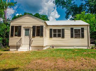 608 40th Pl, Fairfield, AL 35064