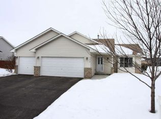 1616 Niagara St, Waconia, MN 55387