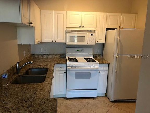 4th image of 2731 Via Capri Unit 922