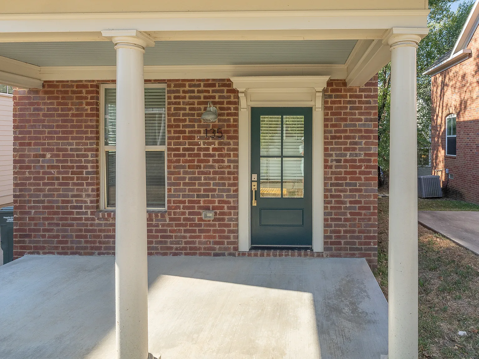 2 bed, 1.5 bath, 1088 sqft, $1,795 — Photo 3