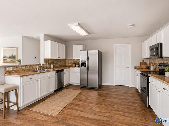 5th image of 106 Barnard St