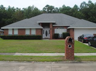 1567 Pelican Bayou Dr, Biloxi, MS 39532