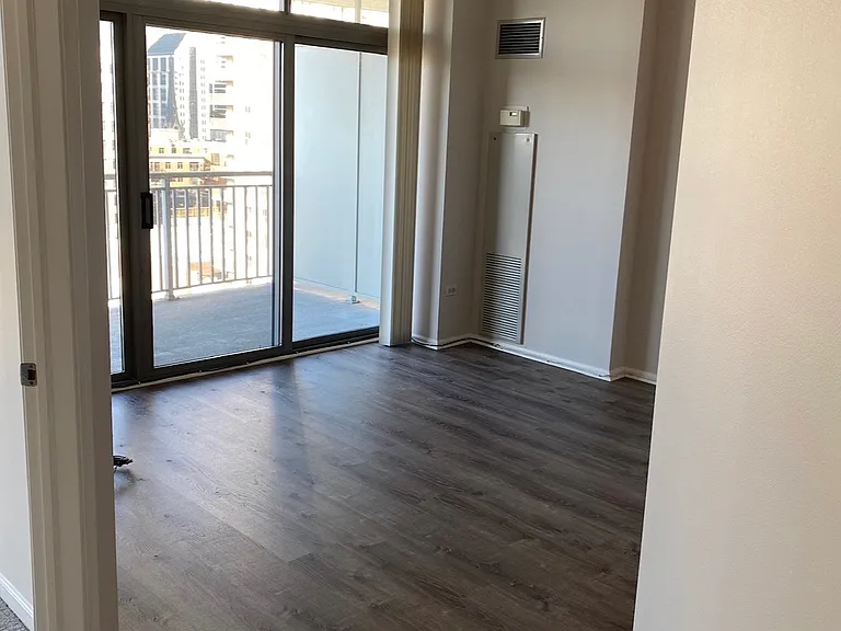 600 N Dearborn St #1305 — Photo 2