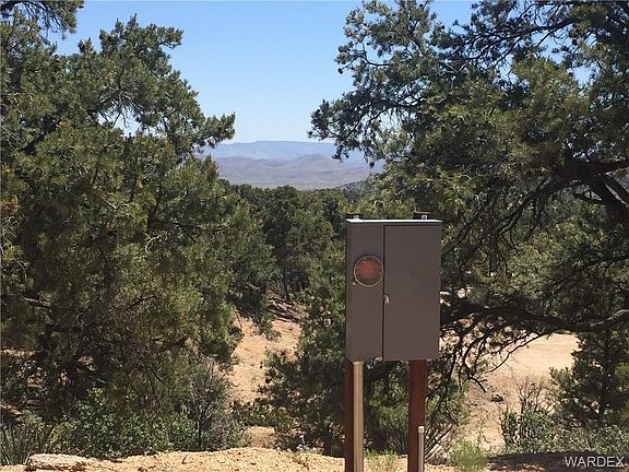 3rd image of 2535 S Thunderhead Dr