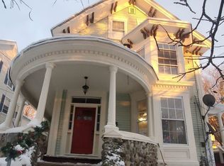 35 Broadway St, Suncook, NH 03275