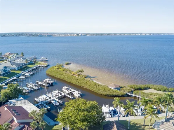 9599 Halyards Ct APT 13, Fort Myers, FL 33919