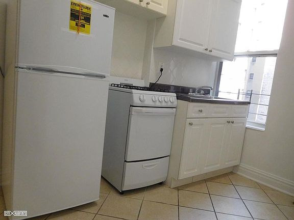 4th image of 355 W 85th St APT 55