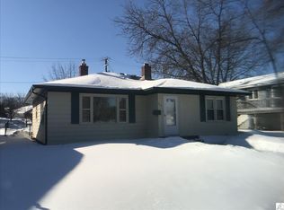 722 E 25th St, Hibbing, MN 55746