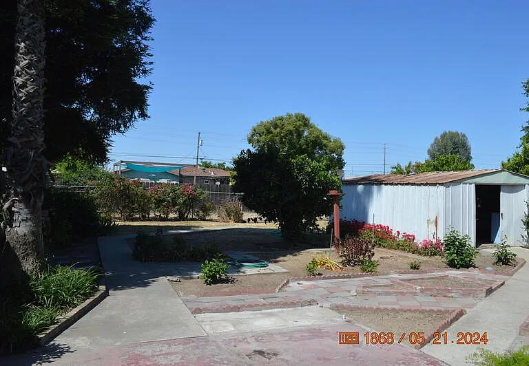 930 S Rose St — Photo 41