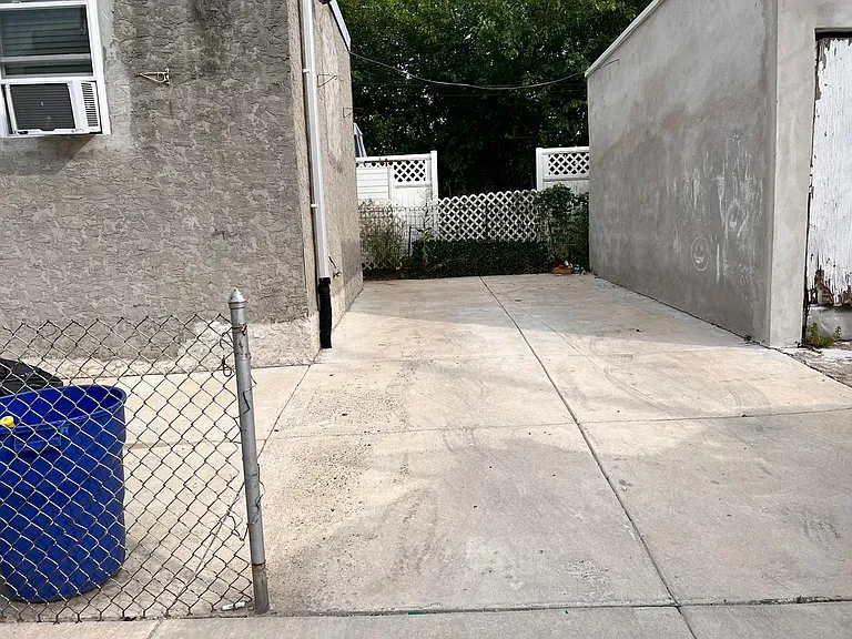 4500 McKinley St #1 — Photo 14