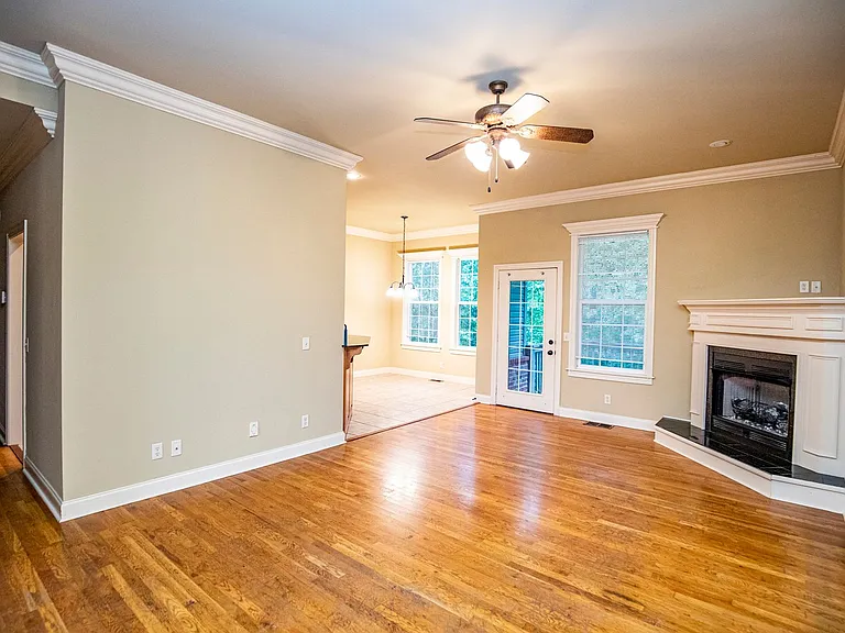 605 Tunbridge Dr — Photo 5