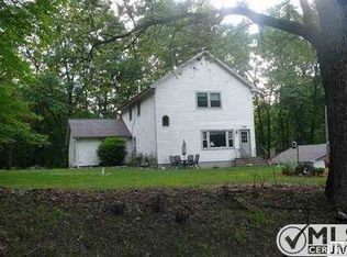 3822 Whipple Rd, Jackson, MI 49201