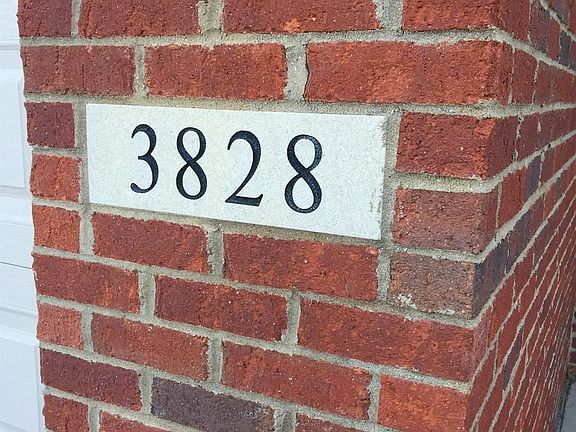 2nd image of 3828 Nadia Ln