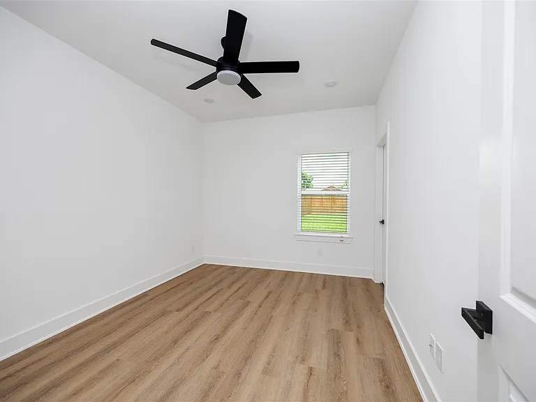 934 S Lane St #A — Photo 24