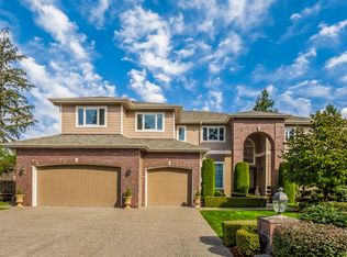 830 168th Pl SE, Bellevue, WA 98008
