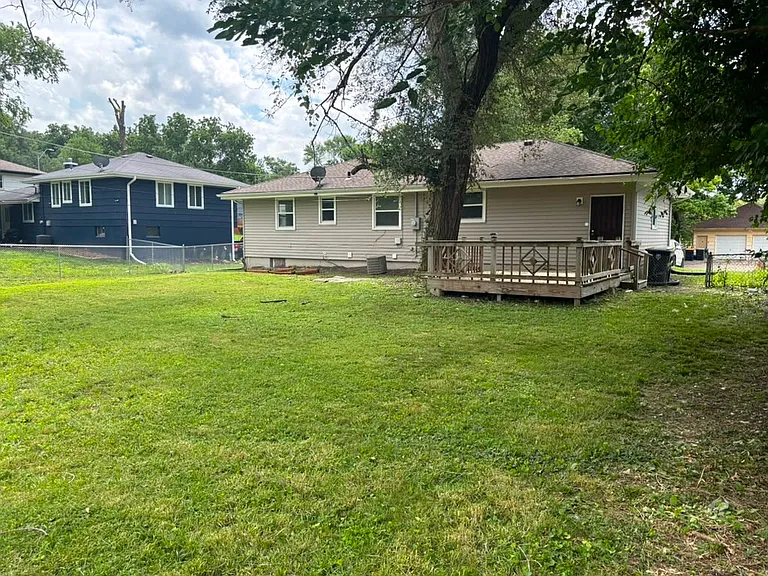 10209 Fremont Ave — Photo 12