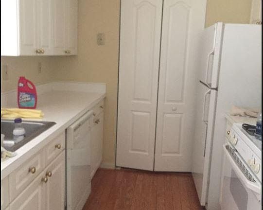 4th image of 12913 Alton Sq Suite 318