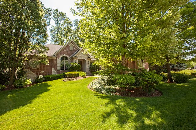1st image of 2712 Majestic Oaks Ln
