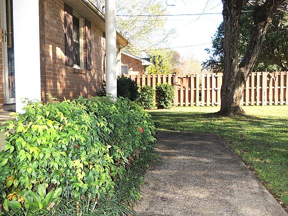 4th image of 106 Noel Ln