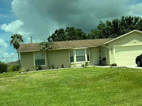 3912 SW McCrory St, Port Saint Lucie, FL 34953