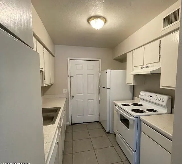 6617 W Ocotillo Rd #101 — Photo 6