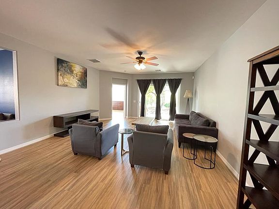 3rd image of 8705 Echo Grande Dr