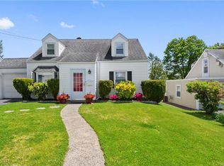 30 Croydon Rd, Yonkers, NY 10710