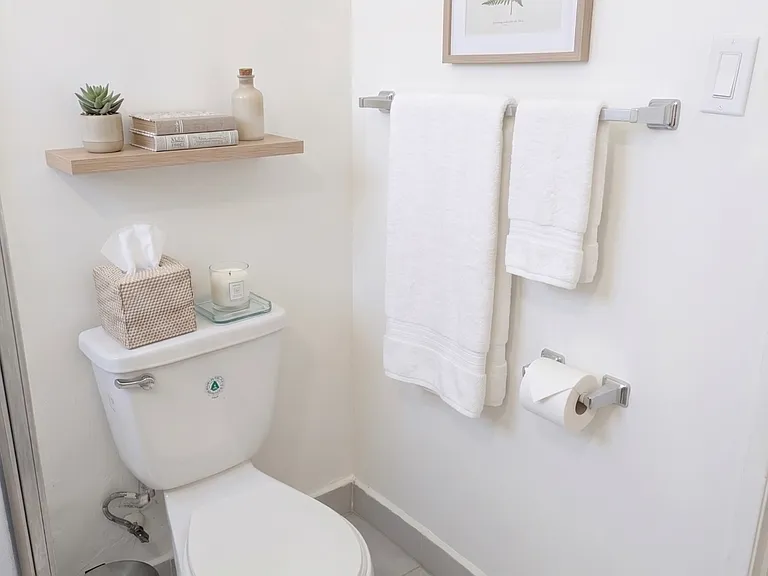 1430 Hi Point St #306 — Photo 8