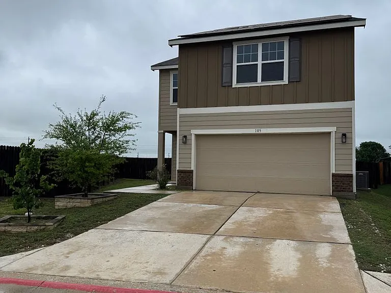 105 Rainey Dr — Photo 3