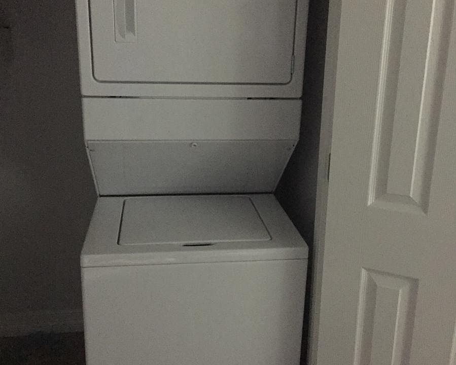 Washer dryer in unit