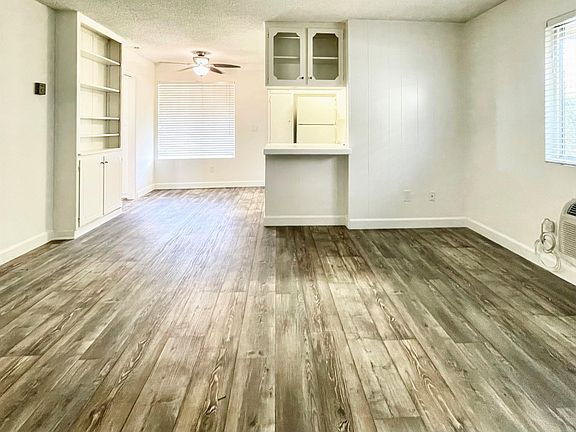 2nd image of 4360 Kansas St APT 01