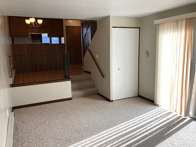 201 N Main St #17 — Photo 9