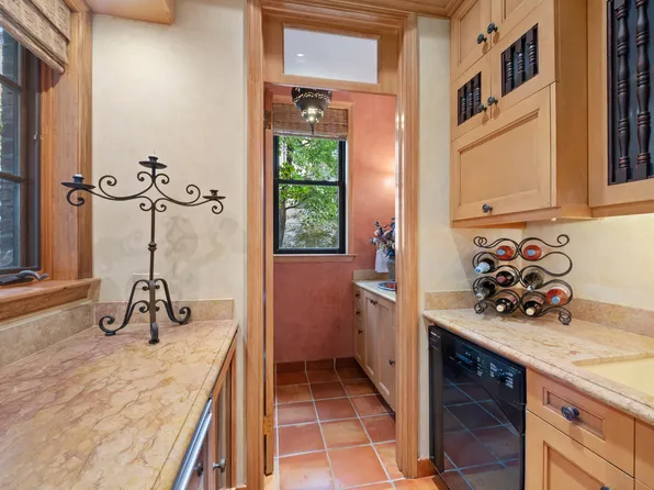 329 West 87th Street image 8 of 17