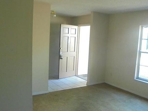 2nd image of 3810 Southview Dr