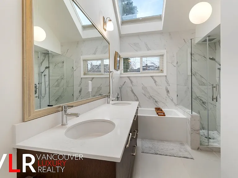 2535 York Ave #103 — Photo 18