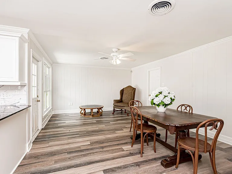 8245 Rainbow Dr — Photo 5