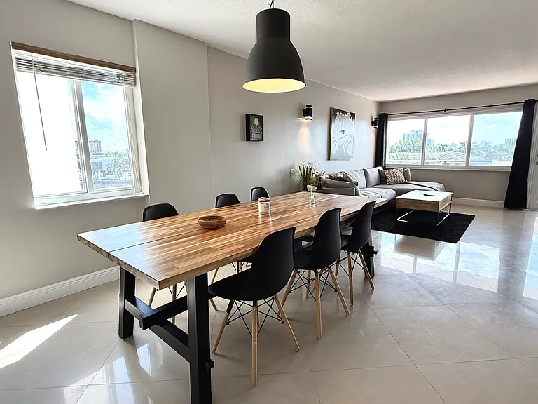 401 Golden Isles Dr #409 — Photo 8