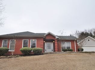 2002 Hummingbird Ln, Tupelo, MS 38801